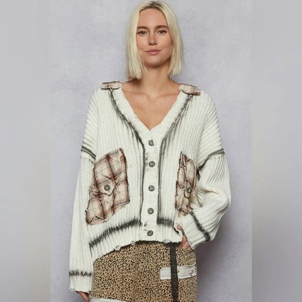Hollywood Trails “ Plaid Patch Pocket Cardigan Sweater | Ivory